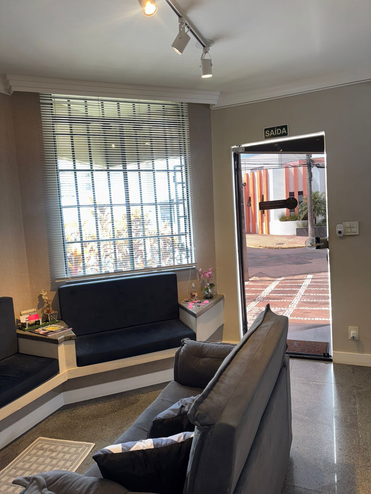 Sala de Espera Confortável